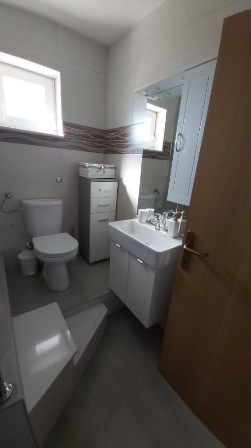 Apartamento Luka Galovac  Exterior foto